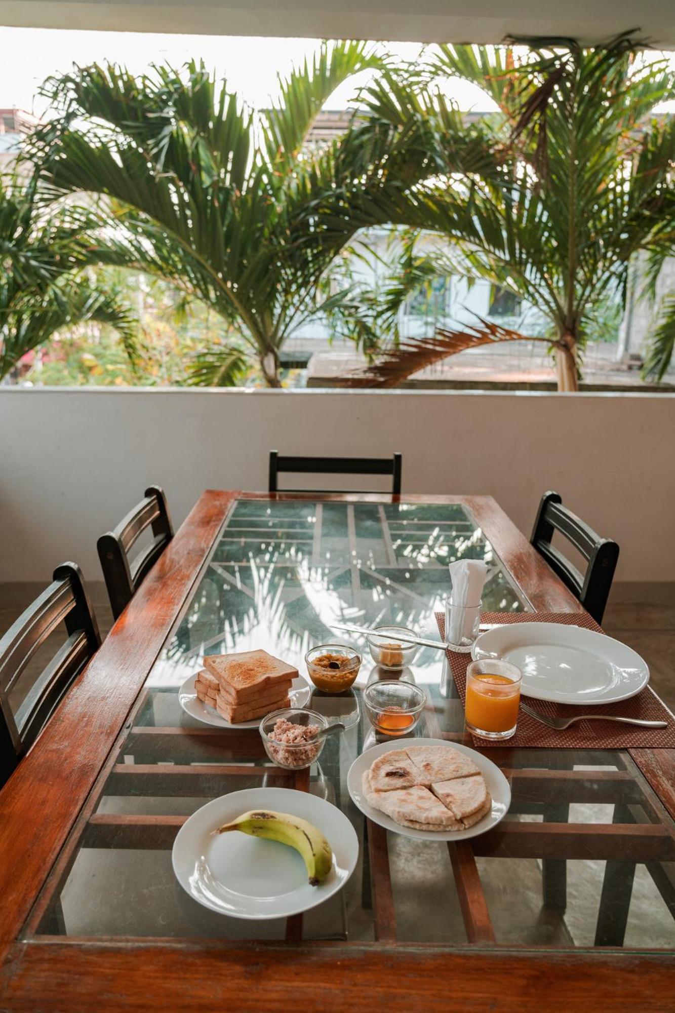 Hotel Tobiko Trincomalee Eksteriør bilde